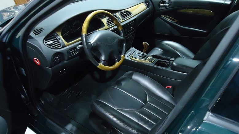 Jaguar S type - 30