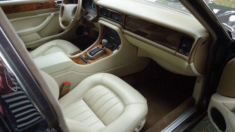 Jaguar XJ6 - VERKOCHT