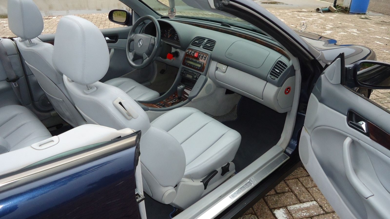 Mercedes-Benz CLK CABRIOLET - W208 