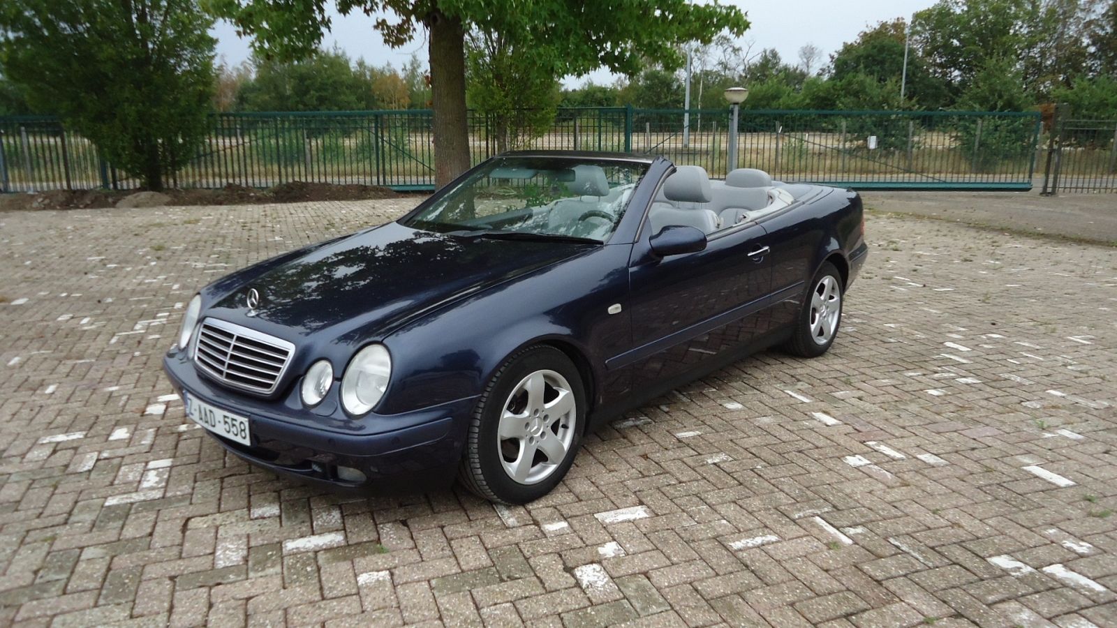 Mercedes-Benz CLK CABRIOLET - W208 