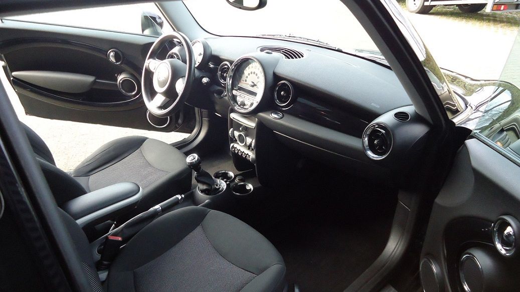 MINI ONE - VERKOCHT