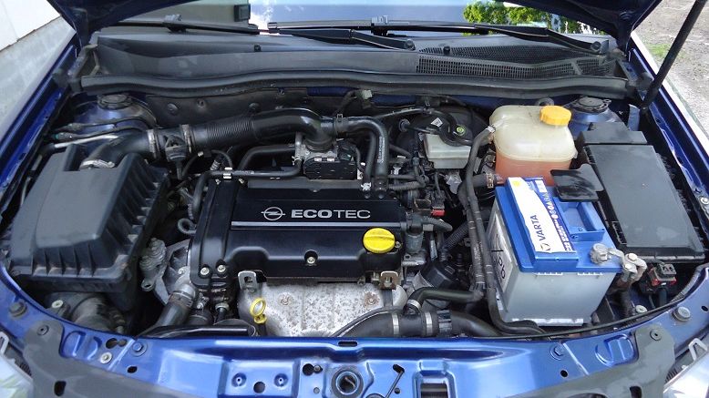 OPEL ASTRA 1400 B - VERKOCHT
