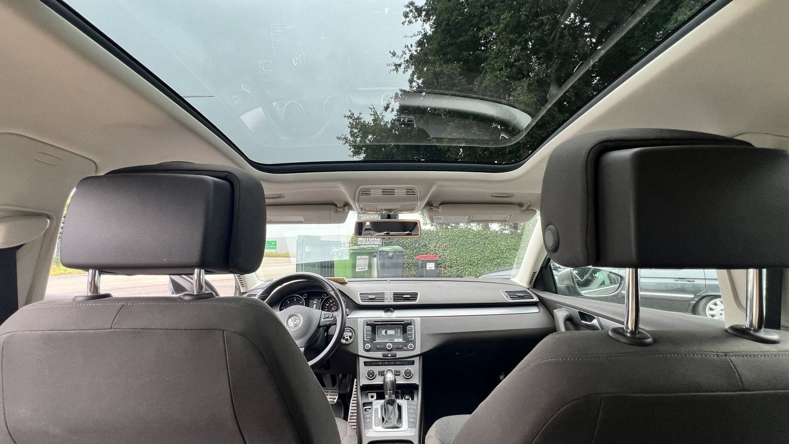 Volkswagen PASSAT AUTOMAAT - BREAK 