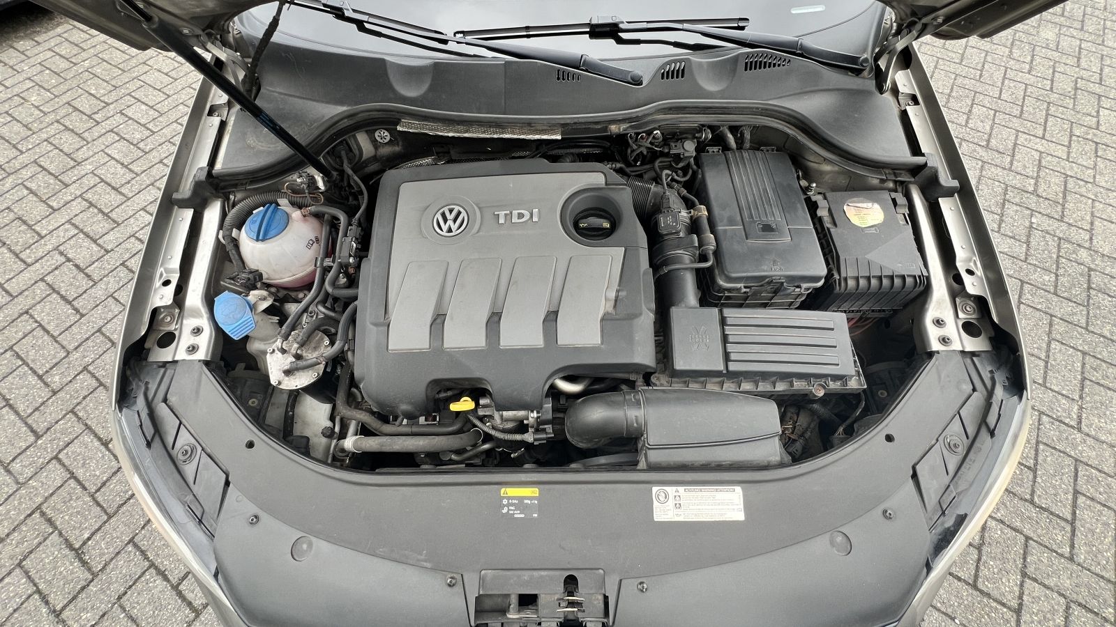 Volkswagen PASSAT AUTOMAAT - BREAK 