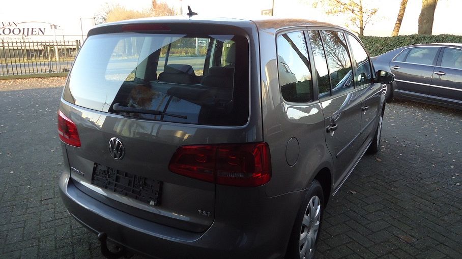 Volkswagen TOURAN - 7 PLAATSEN VERKOCHT